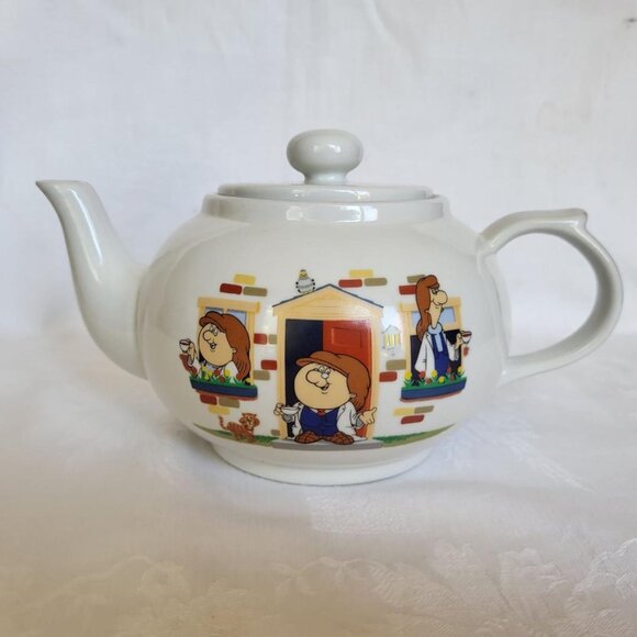 Tetley Tea Folk Teapot and Mugs - Picture 2 of 14